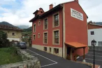 Hotel Los Ángeles Hotel a Ortiguero