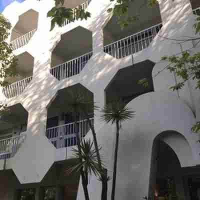 Hôtel Les Rives Bleues Hotel Exterior