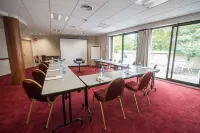 Brit Hotel Angers Parc Expo - l'Acropole Hotels in Briollay