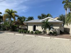 Twin Palms at Siesta