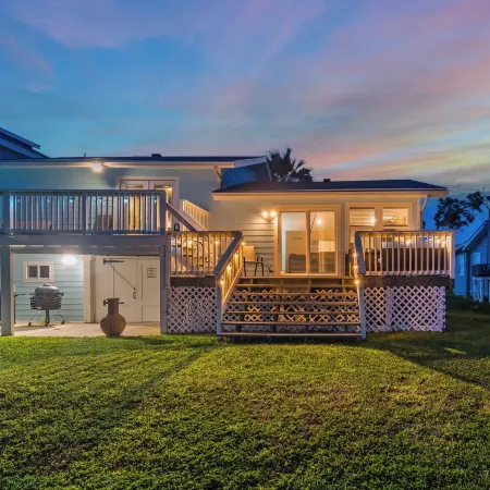 Hideaway at Redhead Road