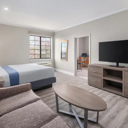 Melrose @ Seabrook, BW Signature Collection by Best Western
