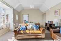 The Torcroft Apartments at Bedford House