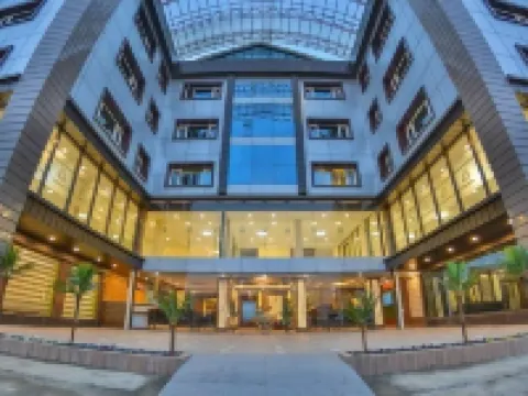 Hotel Six Seasons Hotels in Budgam