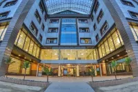 Hotel Six Seasons Hotels in Budgam