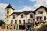 Hotel Kazak Club - Balcony