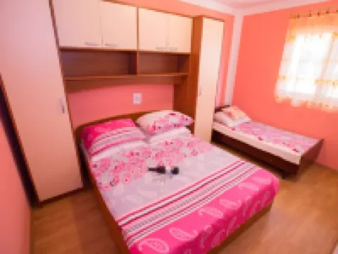 Apartments Zora Hotels in Rab