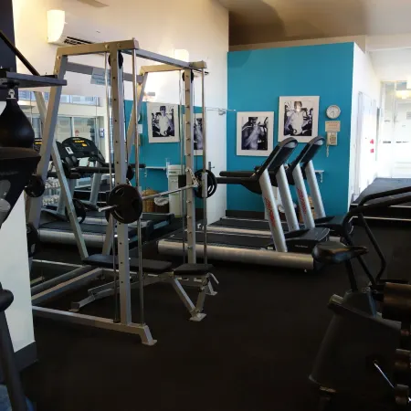 Flagstaff Gardens Hotel Melbourne Отели рядом с достопримечательностью «Железнодорожный вокзал Флагстафф»