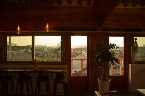Laon Hanok Gguljam - Bữa sáng