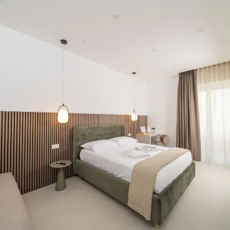 Ypnos Rooms