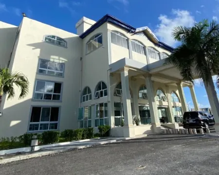 ホテル エル インペリオ プンタ カナ ババロのホテル