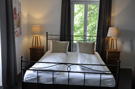 Hotel Zum Hirschen Отели в г. Бругг