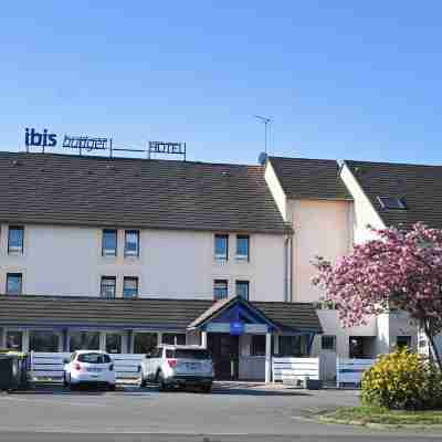 Hotel Ibis Budget Laval Hotel Exterior