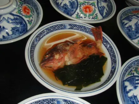 Uzushio Onsen Guesthouse Shirahasou Отели рядом с достопримечательностью «Uzu Hill Park»