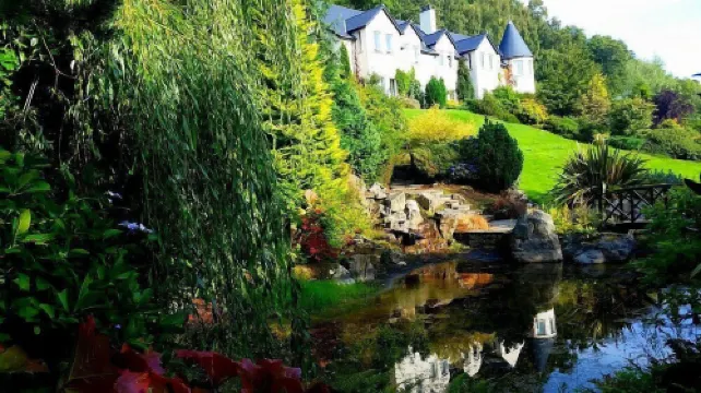 Loch Ness Lodge