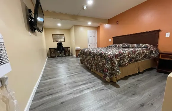 旅行者汽車旅館