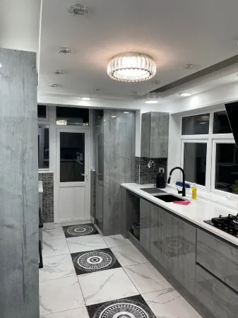 Manchester - 1 Bed- Garden - Parking Отели рядом с достопримечательностью «Cheetham Hebrew Congregation»