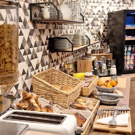 Hotel le Saint Quentin