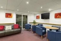 Days Inn by Wyndham Fleet M3 Hotels in Hart