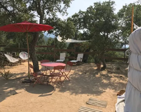 Au Soleil Mongol Hotels in Sorede