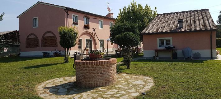 Casal Sant'Elena Hotels in Lucca