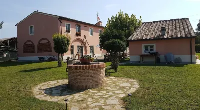 Casal Sant'Elena Hotels near Porta Fiorentina Montecarlo Lucca