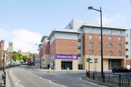 Premier Inn Lincoln City Centre Отели рядом с достопримечательностью «Nicola de la Haye Building, University of Lincoln»