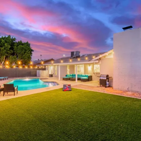 Obispo Modern Oasis with Heated Pool and BBQ