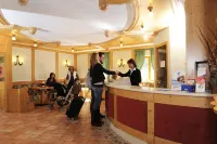 Residence Kristall- Fiemme Holidays Hotel a Bellamonte