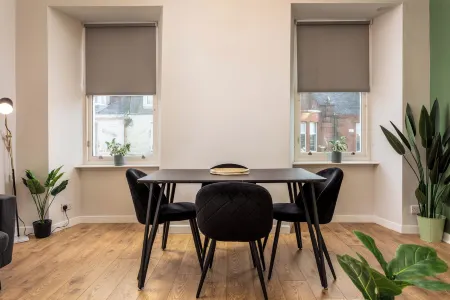 The Annick Suite No1 - Donnini Apartments Отели в г. Ирвин