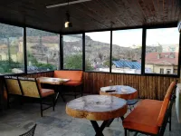 Sandik Cave Hotel