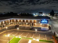 Aspire Inn Studios & Spas Hotels in Bellflower