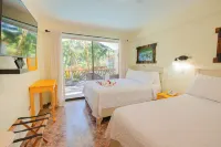 Hotel Gran Jimenoa Hotels near La Confluencia