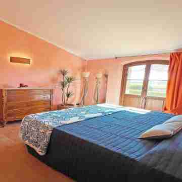 La Capannina with view over the green tuscany hills Rooms