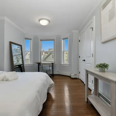 The Princeton Boston - Luxurious Apartment - New - Near Downtown Boston, Airport