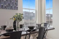 Modern & Stunning Home Near Breweries and Old Town