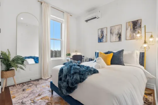 “Elm City” Retreat Near Yale, Parking, Gym, Downtown, Wooster Sq & Union Station Отели рядом с достопримечательностью «Connecticut Children's Museum»