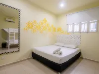 San Felicin Hostel Hotels near San Felipe de Barajas Fort