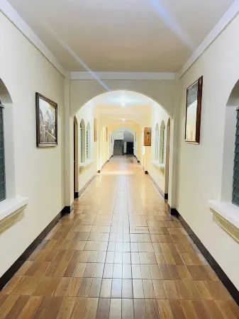 Hotel del Carmen Отели в г. Масатенанго