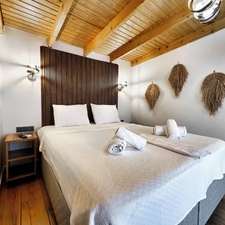 Tinos Hotel & Bag Evi