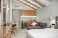 Alektor Studios & Apartments Hotels in Planos