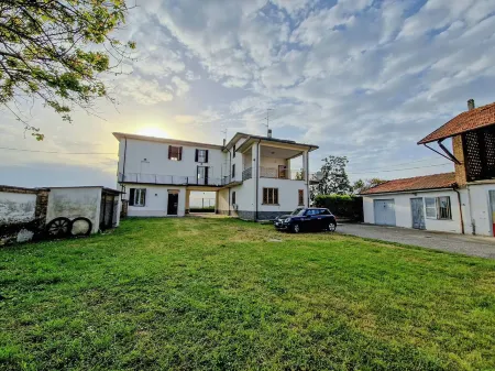 Casa Maddalena Отели в г. Кодевилла