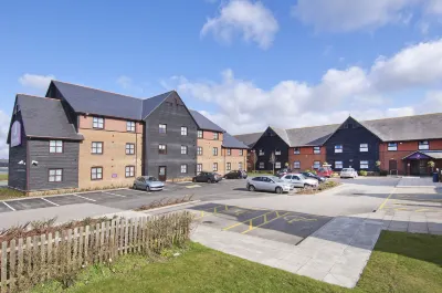Premier Inn Poole Centre (Holes Bay) Hotel Hotels near Sandbanks Beach