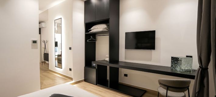 La Banchina Luxury Suites Hotels in Trani