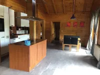 Idyllisches Ferienhaus mit Gatensitzplatz. Haustiere Willkommen! 나소 호텔