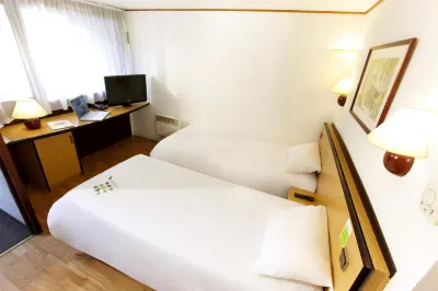 Hôtel Première Classe Grenoble Moirans Hôtels à : Voiron