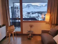 Studio 4 pers. 100m from the nearest chairlift, return on skis