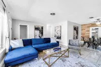 Stylish Miami Oasis: 4BR, 2 BA, Saltwater Pool, Gated Parking, 10 Mins to Beach