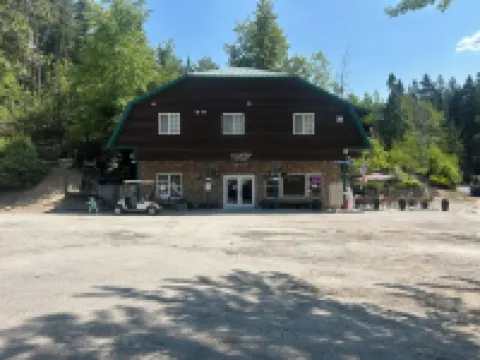 Deer Lake Resort