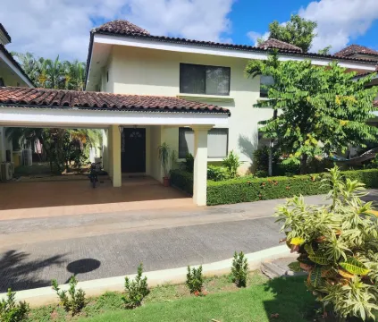 Beach Condo 3 Bed, Coco Beach, 2 Pools & GYM